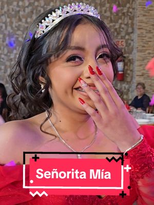 A post by @floreselpatron on TikTok caption: por que siempre se tapan la boca? 🤔