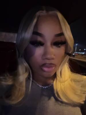 A post by @reniyaalashee on TikTok caption: my girl my world 🥹#fyp #chicago #fypシ #firsttimemom #prettybaby 