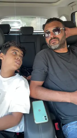 A post by @abo.zizo on TikTok caption: لما تفتح موضوع مع ابوك 🤓 #ابو_زيزو 