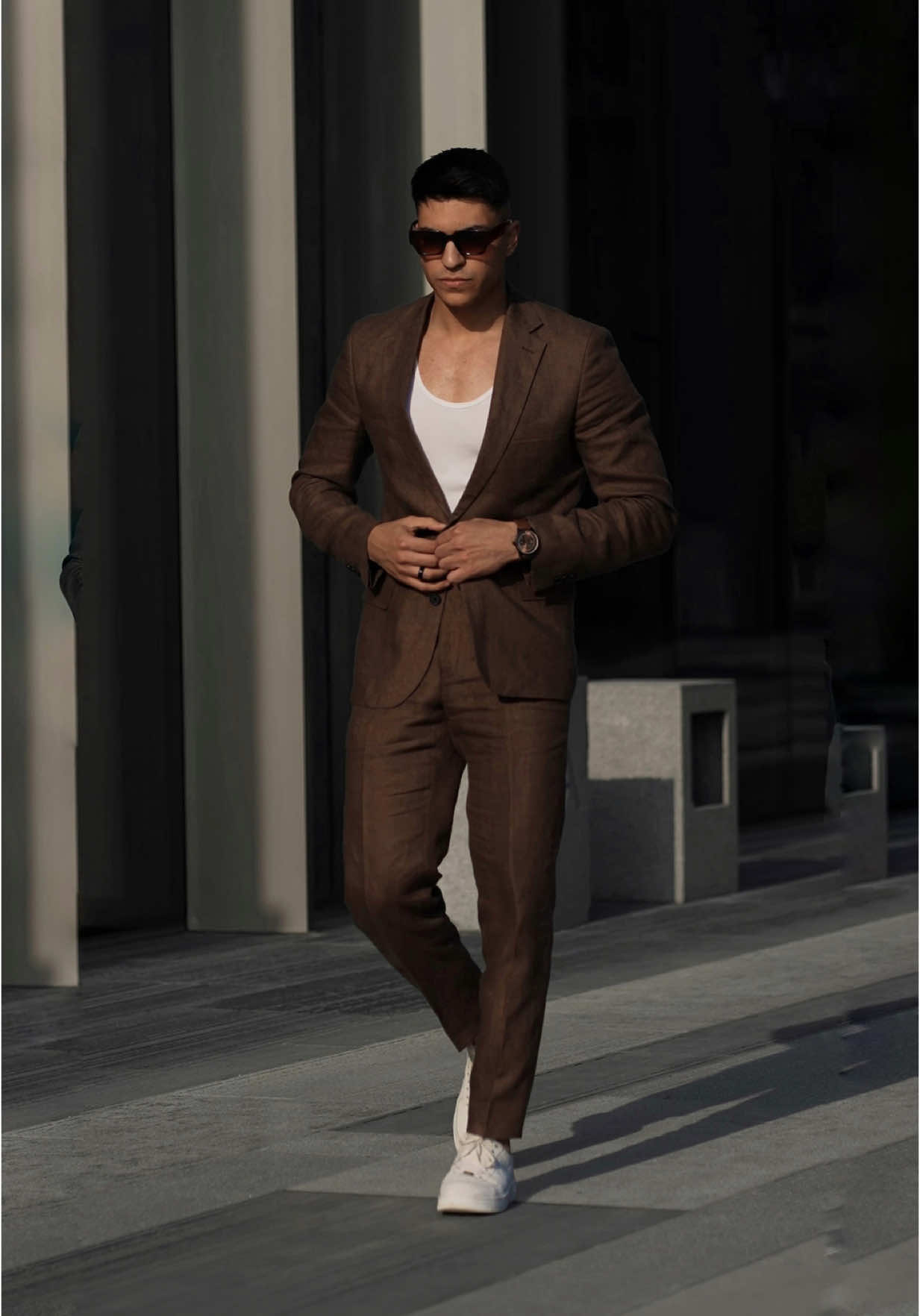 A post by @moazz_morgan on TikTok caption: Suit🔥 from @hockerty  . #style #outfit #mensfashion #ootd 