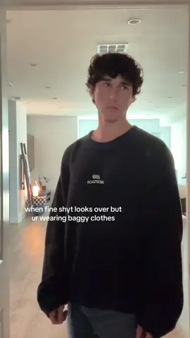 A post by @hunterrowland on TikTok caption: just pretend you are seeing this for the first time 