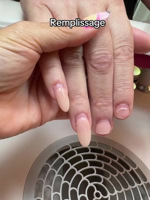 A post by @thewalkinkmum on TikTok caption: Un jolie remplissage avec ce magnifique cat eyes#gel#remplissage #cateyes@karine @M’Nails @Alannah🫶 @BossDaddy 
