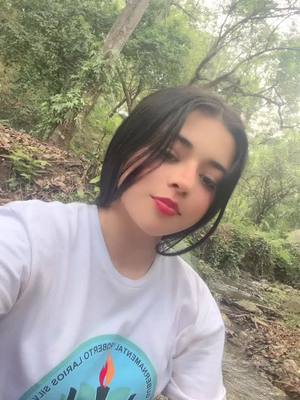 A post by @miflaca044 on TikTok caption: #cancion #estoy #viciado #atu #amor #f #viral #calides #teamo @Lester Aguilar “19)🤩🫶🏼⚔️🖤 🥺