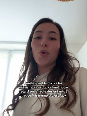 A post by @shanedmt on TikTok caption: « Désolé je suis en retard mais bon avec le petit tu sais » 🎻 