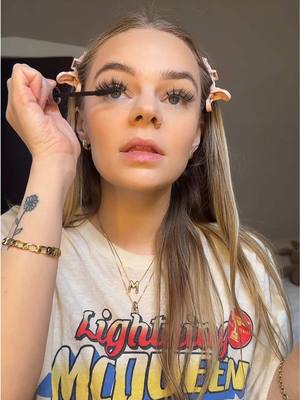 A post by @heyitsmaryalice on TikTok caption: lesbian visibility week 😛 #wlw #wuhluhwub #lesbian #lesbianvisibilityweek #grwm 