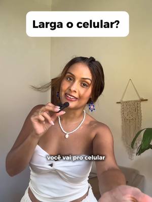 A post by @lariteofilo.ofc on TikTok caption: Pra quem é que tu vai mandar esse vídeo, em? 🤔🙈