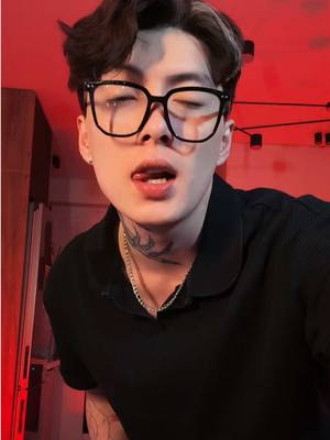A post by @ten_yujin on TikTok caption: yo