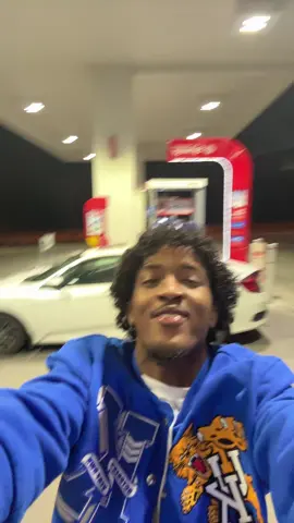 A post by @mr.random237 on TikTok caption: #fypシ #fyp #minnesota #uk #toronto #rn_7a #somalitiktok 
