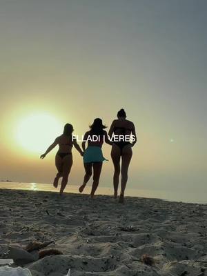 A post by @egla.kajushi on TikTok caption: Flladi verës 🐠🐚🪸🌊 #flladiveres #verë #viral  @Dhurata Dora 