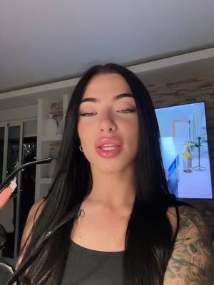A post by @newkemi on TikTok caption: #foryou 