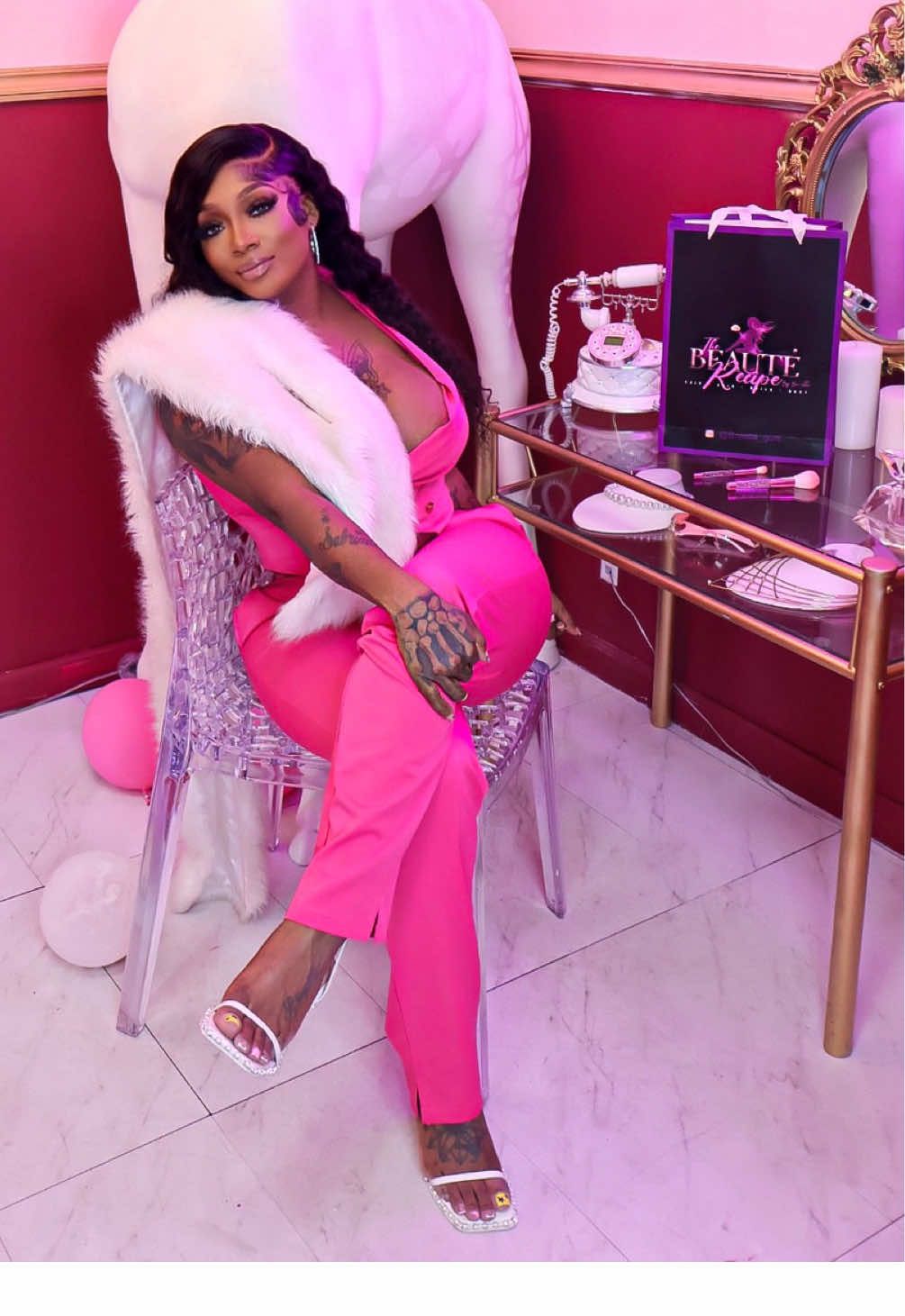 A post by @breellagottii on TikTok