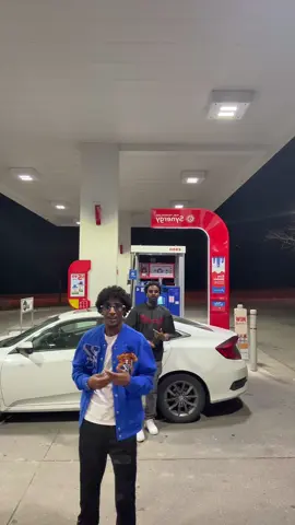 A post by @mr.random237 on TikTok caption: I go be you xaji mandella😊 #ismaip #somalitiktok #fypシ #fyp #minnesota #uk #toronto #rn_7a 