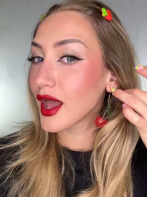 A post by @katiefarhood on TikTok caption: a video that absolutely no one asked for: things that pissed me off this week (in no particular order) #makeuptutorial #MakeUpArtist #glammakeup 