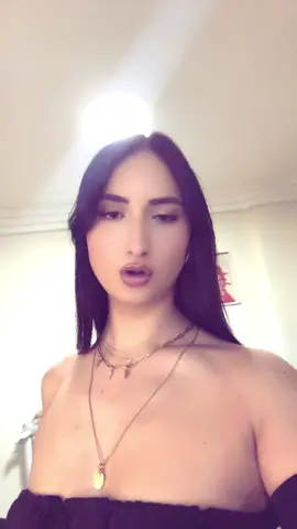 A post by @sarasabatelli on TikTok