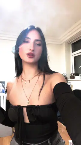 A post by @sarasabatelli on TikTok
