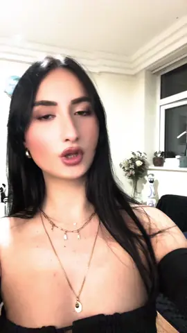 A post by @sarasabatelli on TikTok