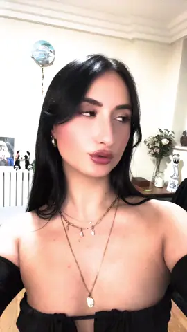 A post by @sarasabatelli on TikTok