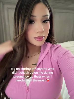 A post by @rosaelizabeeeth on TikTok caption: 🥲