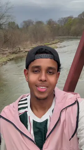 A post by @ on TikTok caption: Run my way run🏃🏾‍♀️ #fyp #somalitiktok #foryoupage❤️❤️ #somali #fypdong #canada_life🇨🇦 #toronto #xamar #ciyaalxamar #tiktoksomalia #viral_video #muqdisho #trendingvideo #fördig #likе #somaliproud #tiktoksomali 