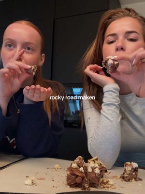A post by @jadeanna on TikTok caption: It was a succes @phi 