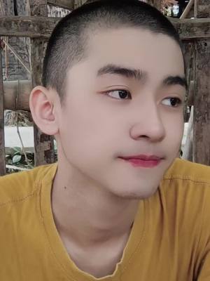 A post by @salkhantnyinyi on TikTok caption: ချစ်သောနေ့#tiktokmyanmar #😍😍😍 