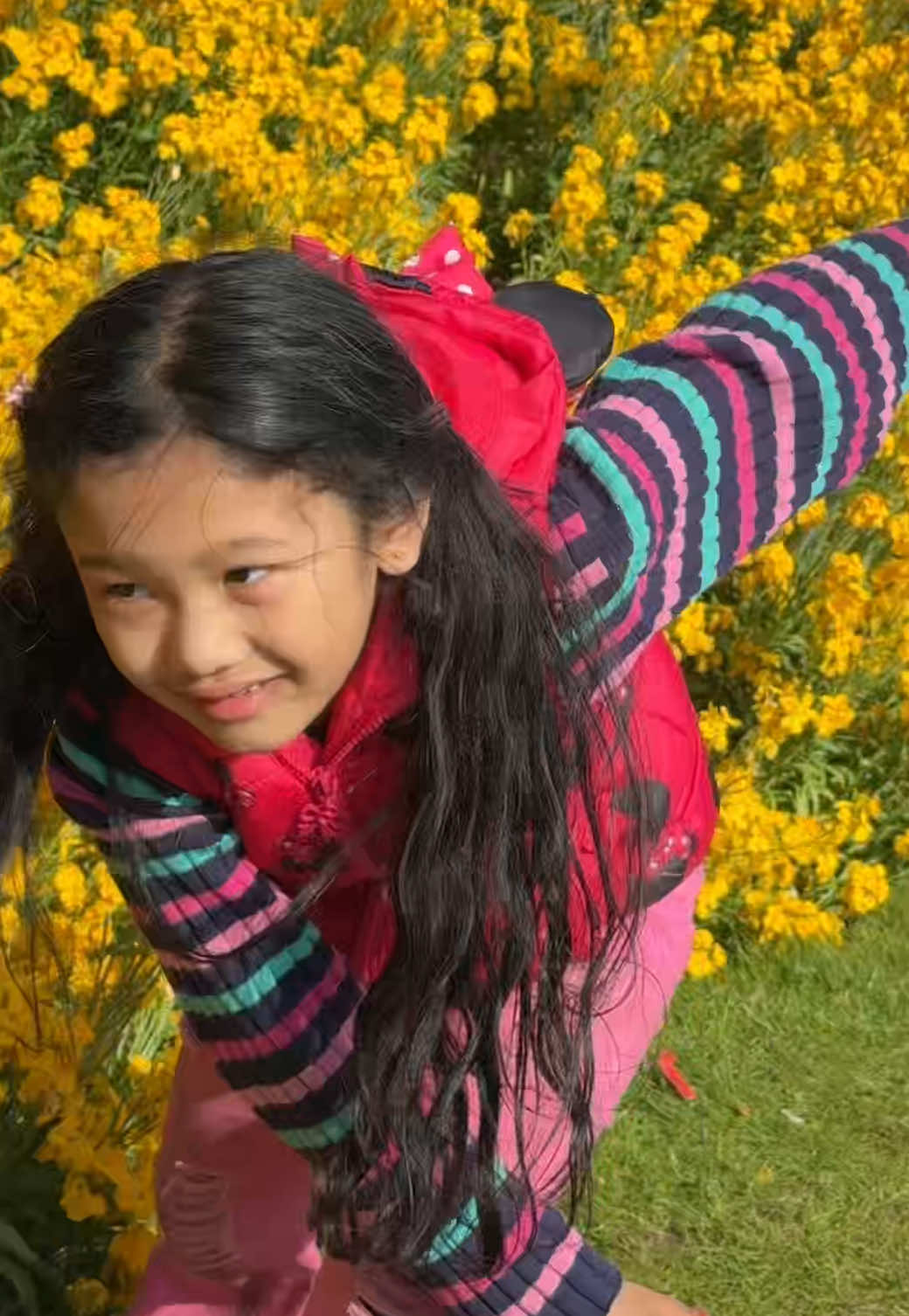 A post by @bhavanashah918 on TikTok caption: 🌺🌷 ma 🍁 🍃 ma ..Nepali 🎶 #creatorsearchinsights #fyp #bhavanashahthapa #daughter #flowers @Aavya Thapa 