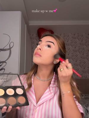 A post by @letiziapone_ on TikTok caption: quanto mi rilassa