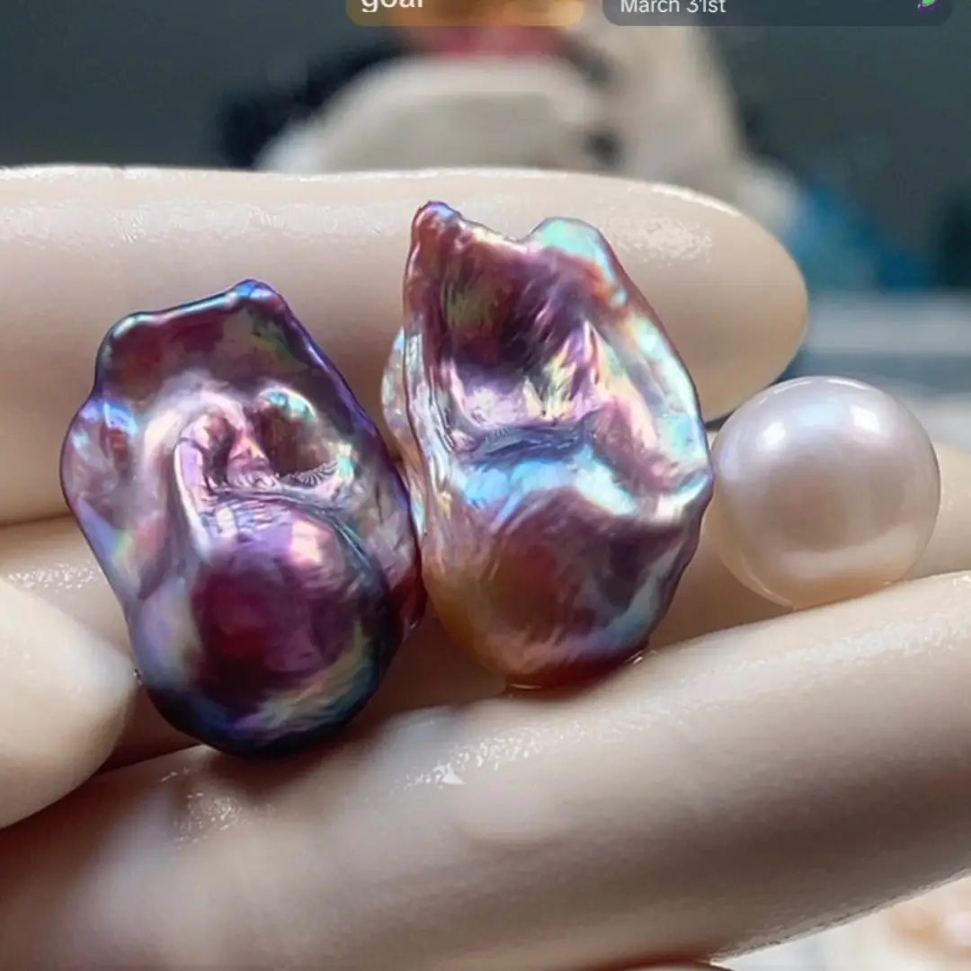 A post by @pearlism_andrew on TikTok caption: #pearlism #jewelry #pearlismjewelry 
