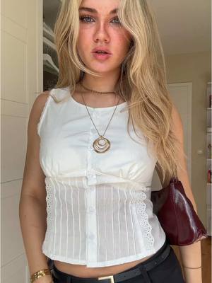 A post by @alina_mtsn on TikTok