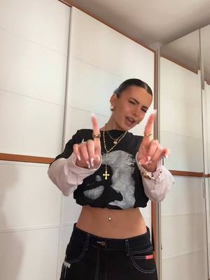 A post by @sonocamillina on TikTok