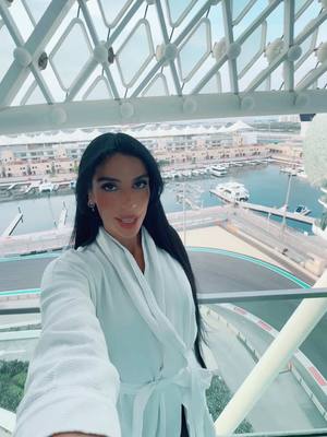 A post by @sevdaliza on TikTok caption: HEROINA  MAY 9