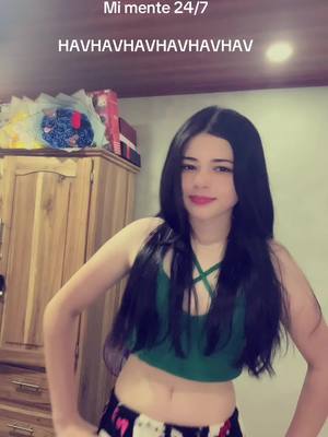 A post by @miflaca044 on TikTok caption: Como me queda el color verde 💚