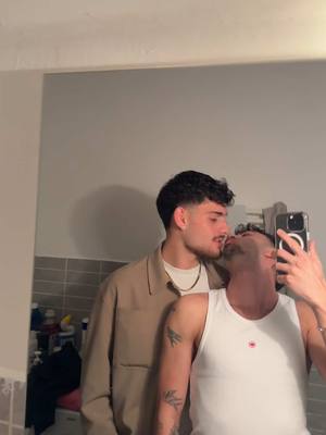 A post by @sasycacciatore on TikTok caption: ♥️
