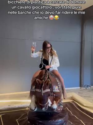 A post by @fiorellans on TikTok caption: Sono complici dei miei video 😂@Milly080299 @the_world_is_your_8 