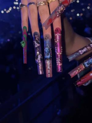 A post by @evacstt on TikTok caption: NAILS @Jul BY @mademoisellembynails ✨💅🏼  #viral #trend #longnails 
