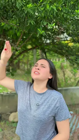 A post by @losmercury92796 on TikTok caption: La mirada de las 10mil caguamas 😂 @Chiliwilyy 🐣 @Wiluka 🦔 @Nery Mercao 