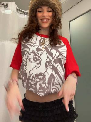A post by @2raixx on TikTok caption: mi cara de concentración jjshdj || #fy #fyp 