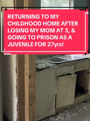 A post by @treeswalk on TikTok caption: This was the last place I ever saw my mom & my family was together! #family #reunion #familyreunion #parents #goinghome #losingaparent 