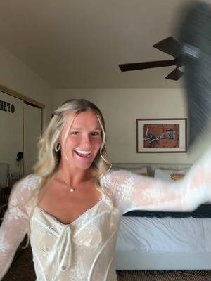 A post by @emilysentner on TikTok caption: kind of girl who likes to go line dancing #country #transition #stagecoach 