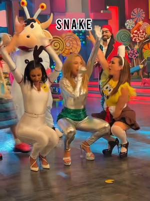 A post by @snake2.020_24 on TikTok caption: #ximenacordoba #mariazel #barbaraislas @Ximena Cordoba @Barbara Islas @Mariazel 