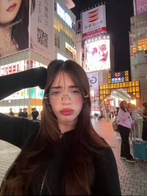 A post by @iamferv on TikTok caption: no entenderían la katt vibra 