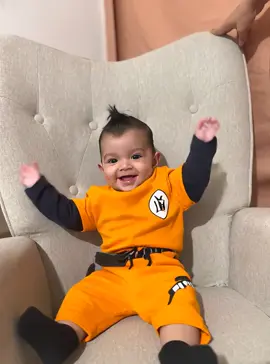 A post by @karenbermduez on TikTok caption: Mi bebé ✨❤️