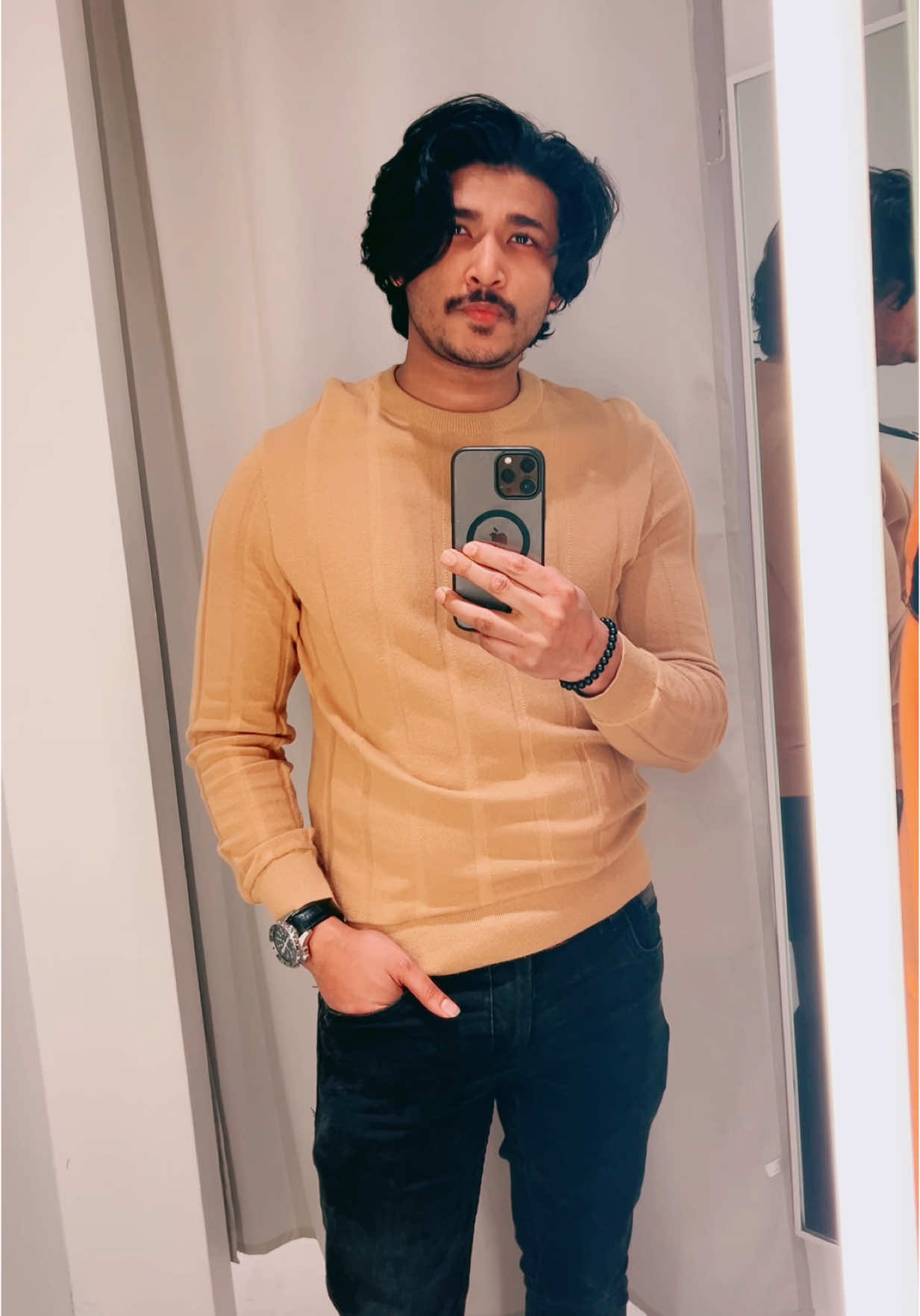 A post by @nasir_adnan on TikTok caption: 🔥