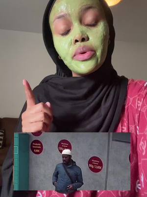 A post by @qalbarry on TikTok caption: Is ilaaliya somaliyeey  abubakarna u duceeya 🥹😭💔#qalbi #france 
