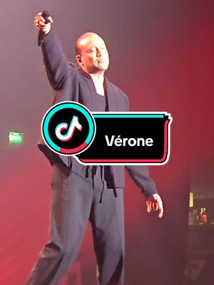 A post by @loweather on TikTok caption: Merwan Rim chante Vérone de Roméo et Juliette ! Les comédies musicales #merwanrim #romeoetjuliette #verone #lescomediesmusicales #sausheim #eden #concert #live #music #show #festival #zenith 