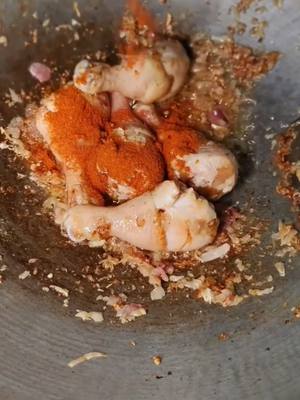 A post by @kyawzinheincooking on TikTok caption: အရမ်းစားလို့ကောင်းတဲ့ဟင်းချက်နည်းလေးဗျာထမင်း၇ပွဲကုန်တယ် #cooking #sharing #Recipe #fun 