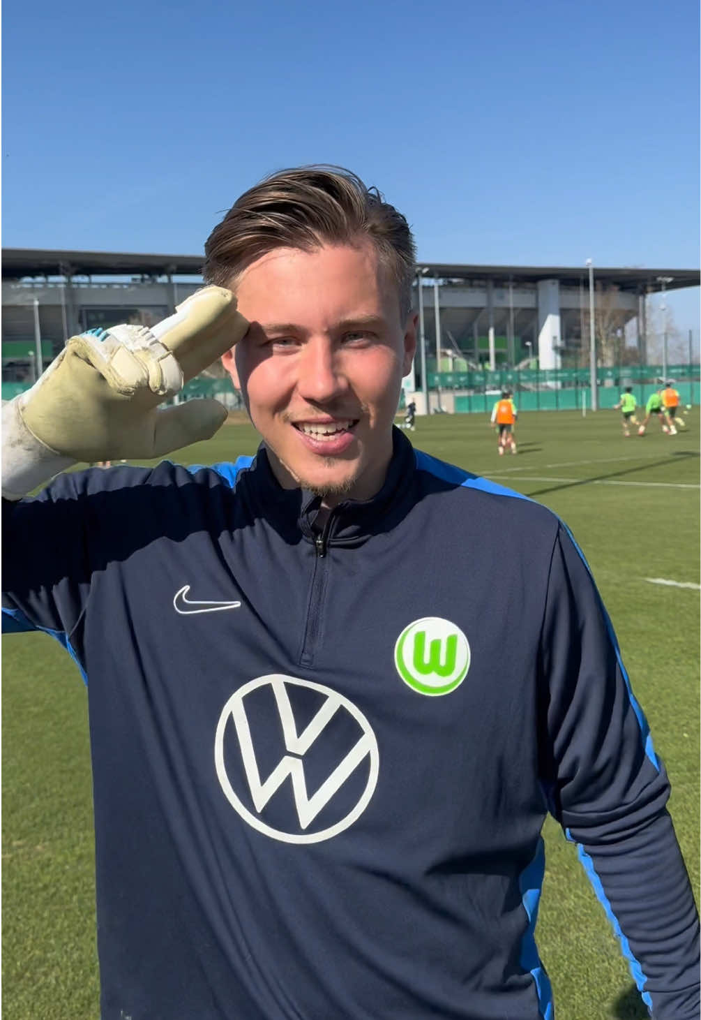 A post by @moderngoalkeeper on TikTok caption: Goalkeeper training with Vfl Wolfsburg ⚪️🟢 #foryou #goalkeeper #fyp 
