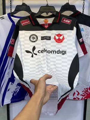 A post by @sojackyystoree168 on TikTok caption: អាវEsport game 18$ discount 14$ in stock🫶✅page : So Jackyystore telegram 089 831 887 #foryou #fyp #viral 