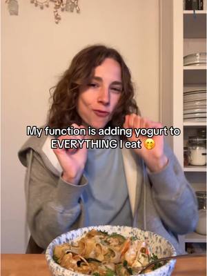 A post by @fitgreenmind on TikTok caption: I’m blood type yogurt 🙃🙂 #veganfood #veganrecipes #easyveganrecipes #yogurt #food #foodtok 