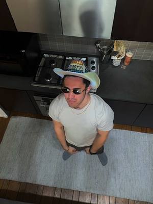 A post by @notolsennchris on TikTok caption: another day of Megan thee stallion to build confidence like my therapist told me to (btw to the sweet icon who made this hat I hope u see this so I can tag you) 